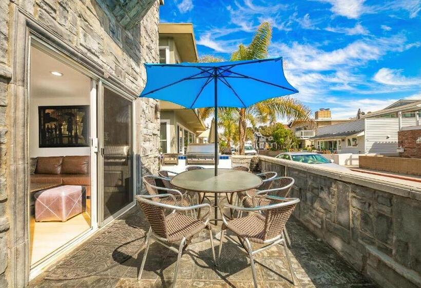 Otel Newport Family Castle