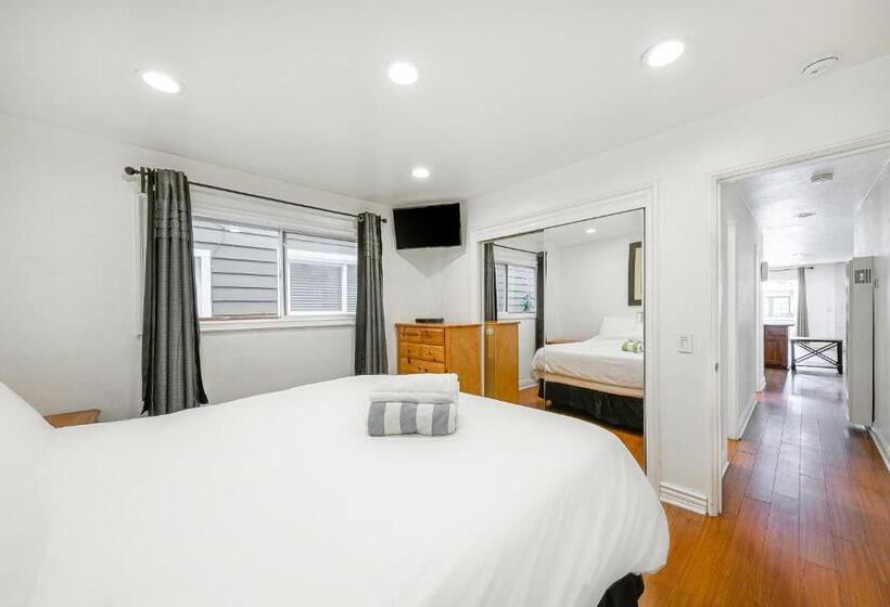 Otel Newport Family Castle