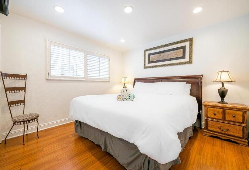 Otel Newport Family Castle