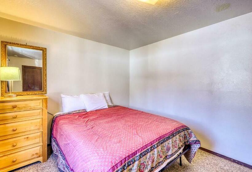 בית מלון כפרי Straight Creek Sanctuary