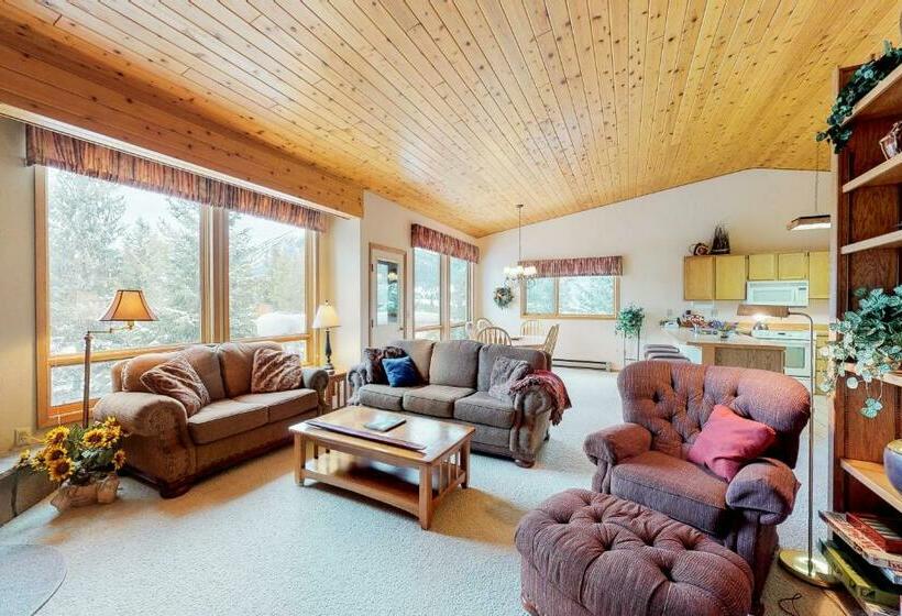 Szálloda Hidden Village 25 Timbercrest