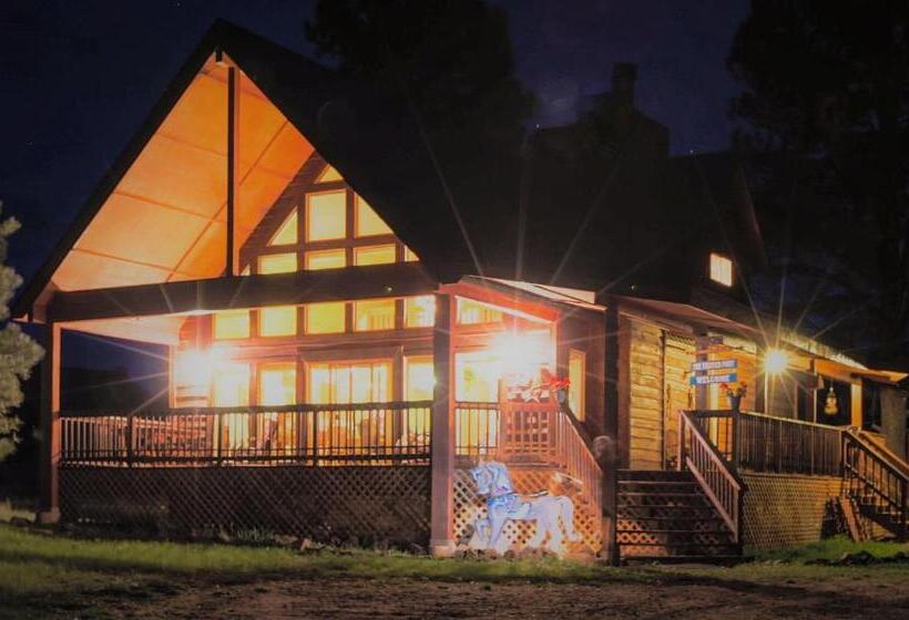 هتل Painted Pony Cabin