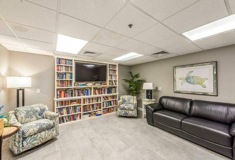 فندق Harbour Pointe 403