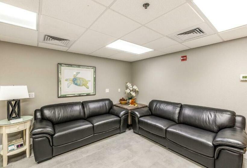 فندق Harbour Pointe 403