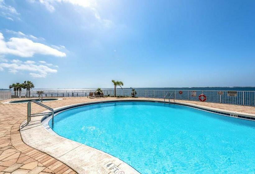 فندق Harbour Pointe 403