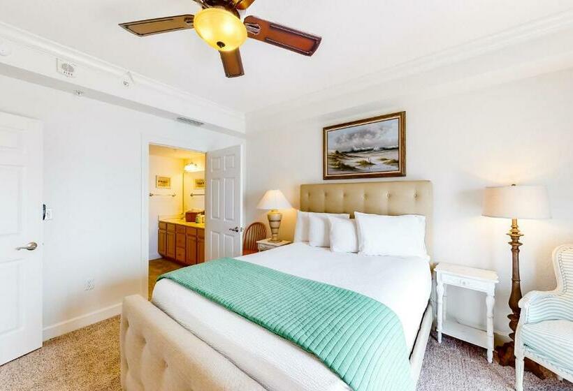 فندق Harbour Pointe 403