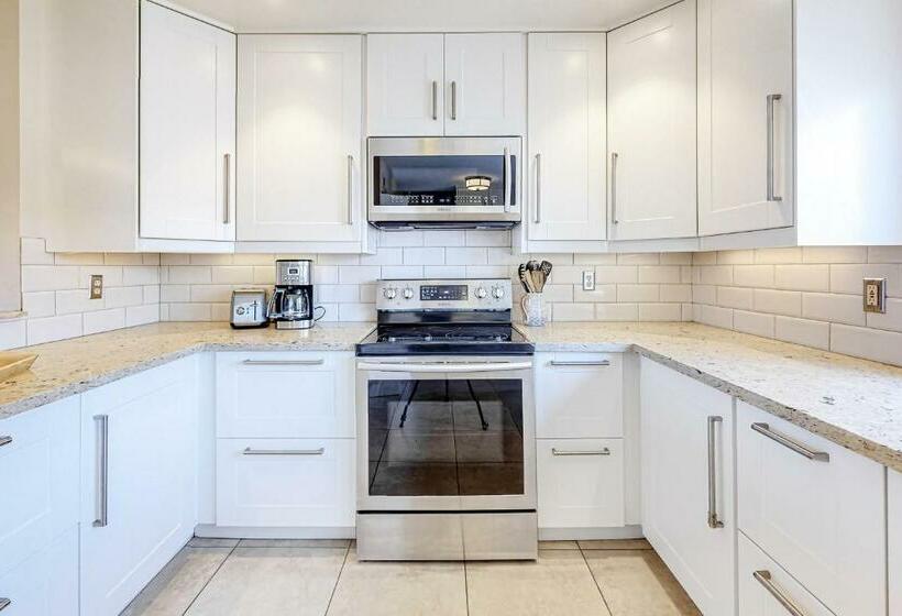 酒店 Poinsettia Pacific Views