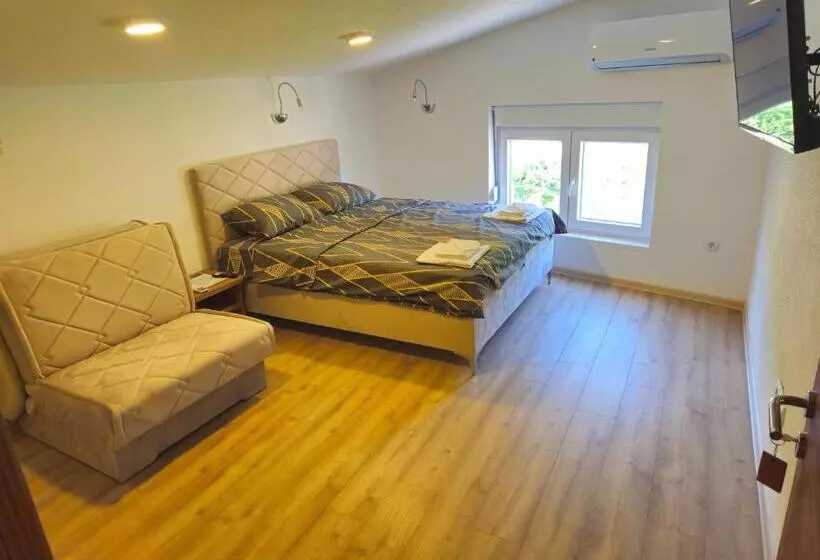 هتل Apartmani Bjelasica