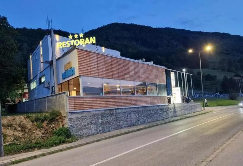 هتل Apartmani Bjelasica