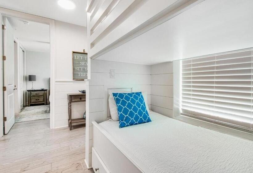 Отель Gulf Place Residence 205  Let The Sea Set You Free