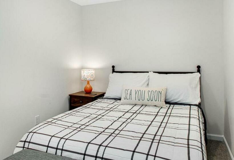 Отель Pacific Blue