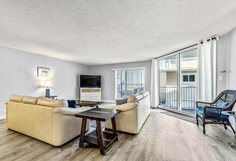 Отель Starboard Village 312