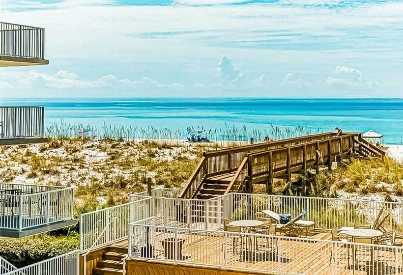 Отель Starboard Village 312