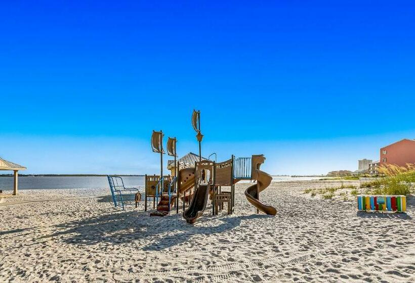 Отель Starboard Village 312