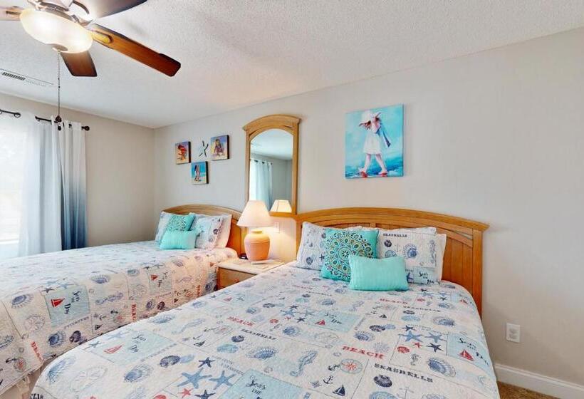 Отель Tee Time Beach Time