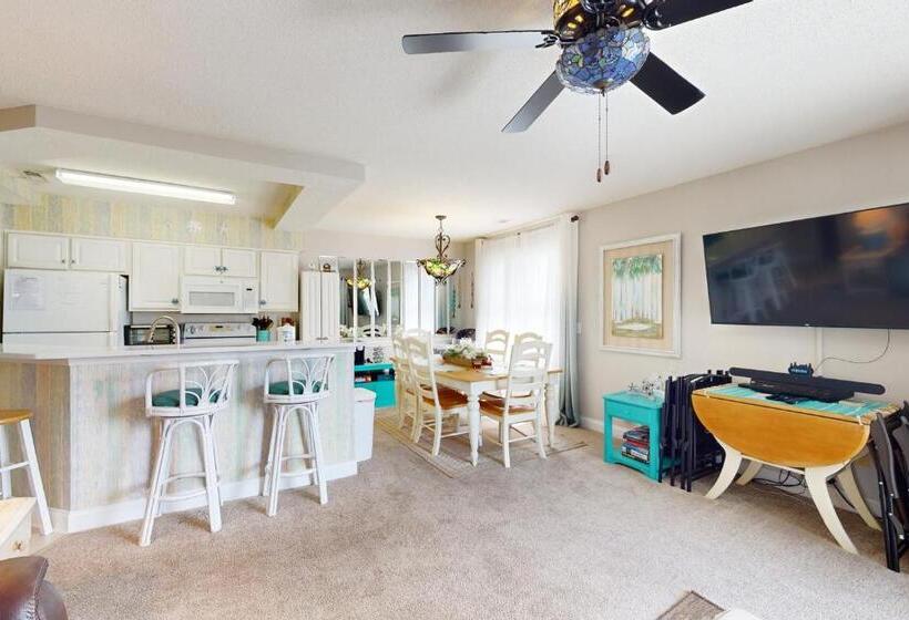 Отель Tee Time Beach Time