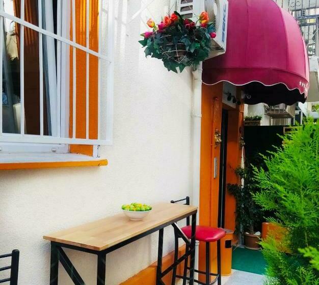 Zebra Hotel Alsancak