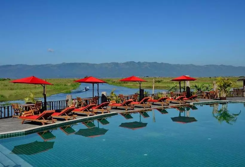 هتل Aureum Palace & Resort Inle