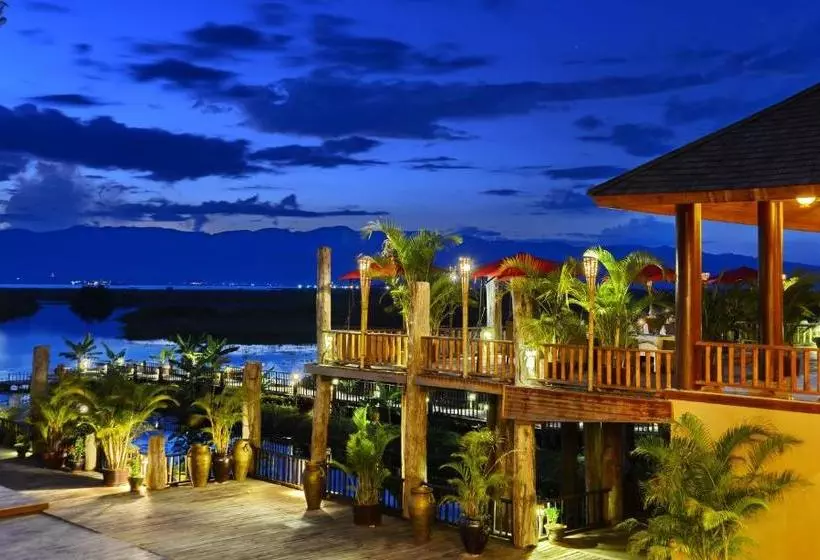 هتل Aureum Palace & Resort Inle
