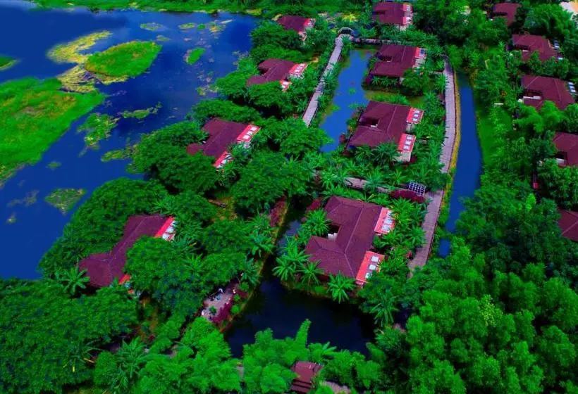 هتل Aureum Palace & Resort Inle