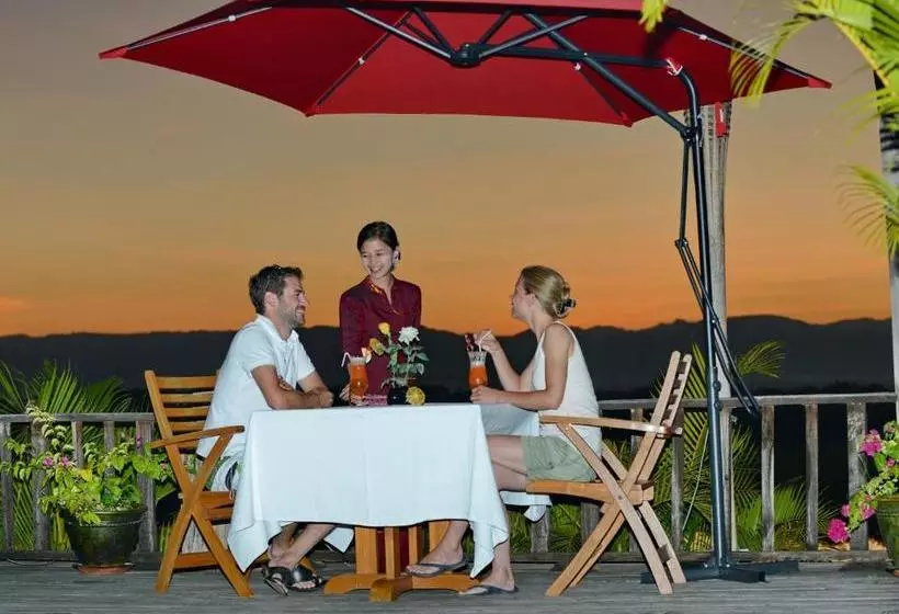 هتل Aureum Palace & Resort Inle