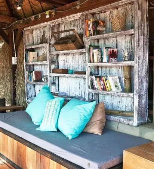 فندق The Beach House