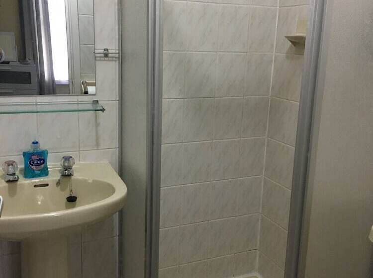 בית מלון כפרי Brene