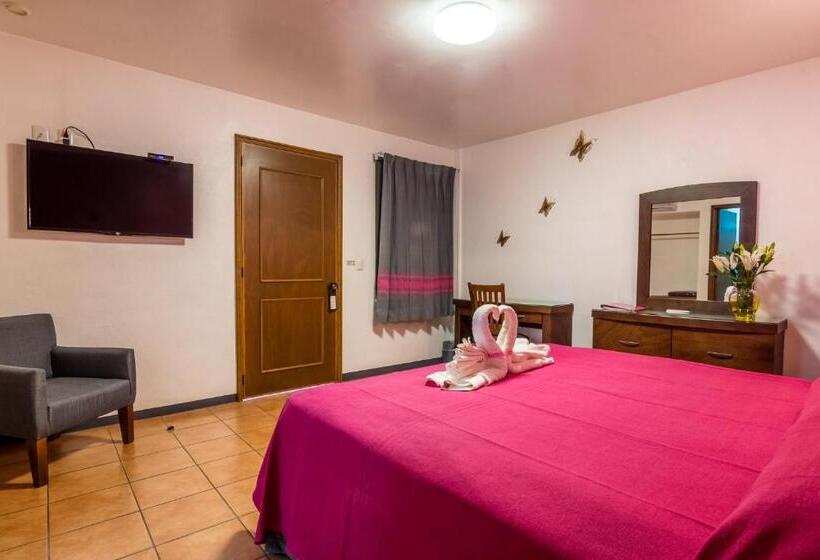 Отель Del Marquesado