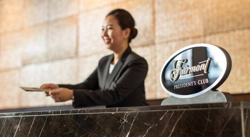 Отель Fairmont Jakarta