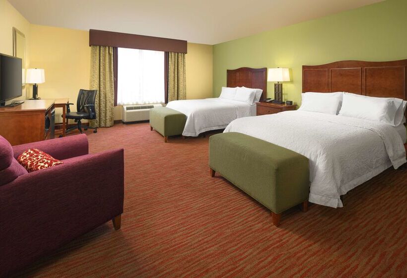 בית מלון כפרי Hampton Inn Kimball