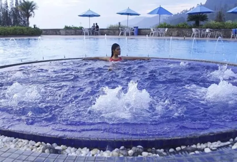 Niagara Hotel Lake Toba & Resorts