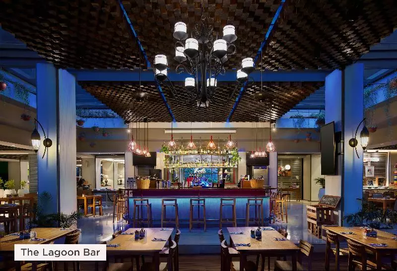 호텔 Ramada Encore By Wyndham Bali Seminyak