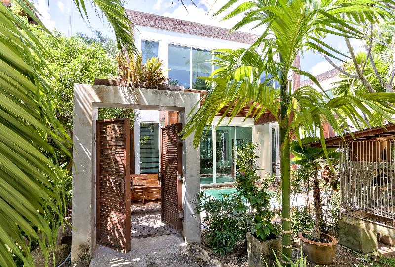 فندق Sairee Hut Resort Koh Tao