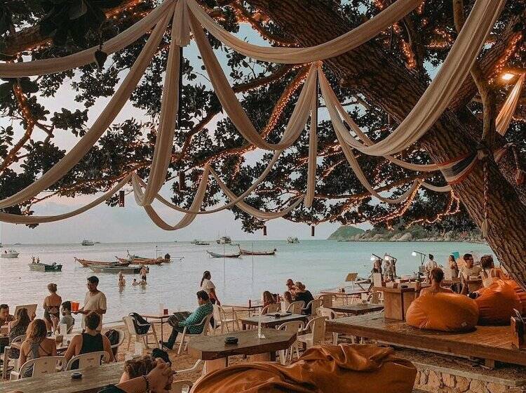 فندق Sairee Hut Resort Koh Tao