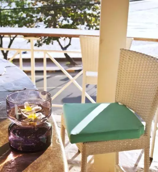 فندق The Beach House