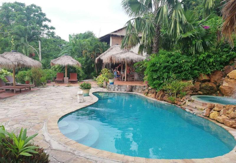 فندق The Beach House