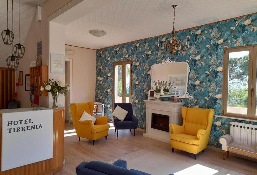 酒店 Tirrenia