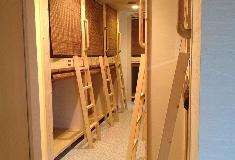 ペンション Ryokan&hostel Wasabi Nippori