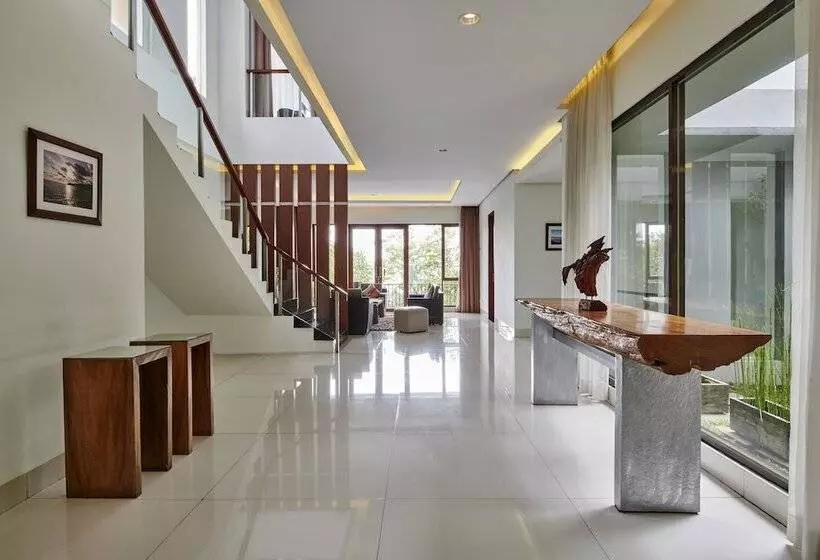 Oyama City View 4br Villa With A Private Pool