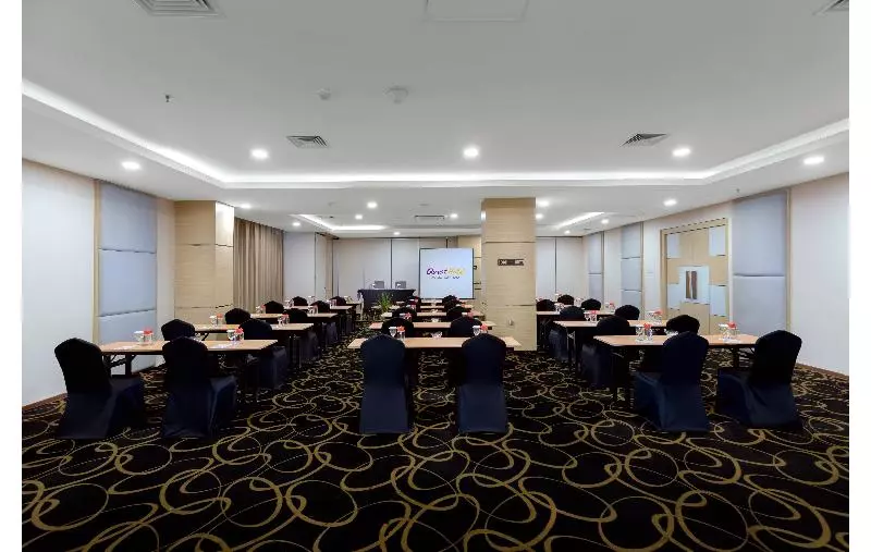 Quest Hotel Darmo   Surabaya By Aston