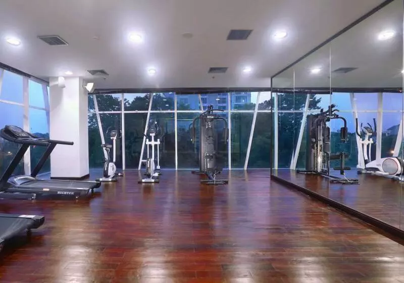 Quest Hotel Darmo   Surabaya By Aston