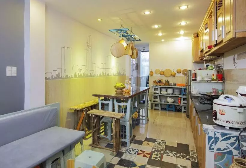 Saigon Backpackers Hostel   Bui Vien