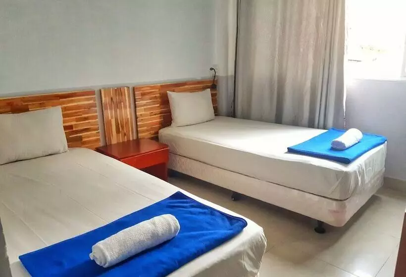 Saigon Backpackers Hostel   Bui Vien