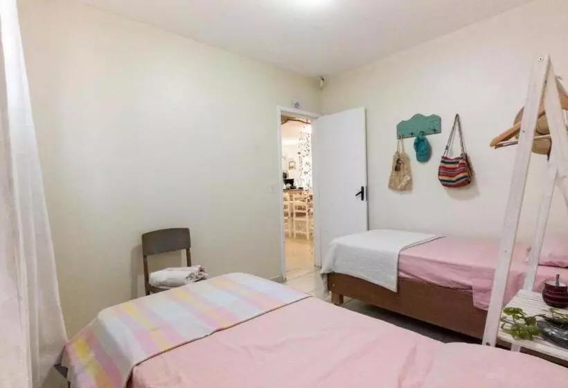 ユースホステル Casa Familiar Estaleiro