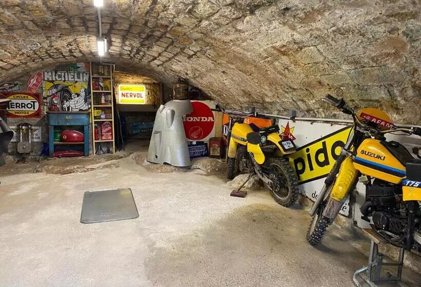 Aamiaismajoitus (B&B) Maison Maleville