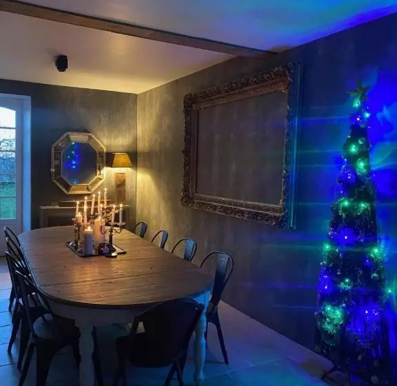 Aamiaismajoitus (B&B) Maison Maleville