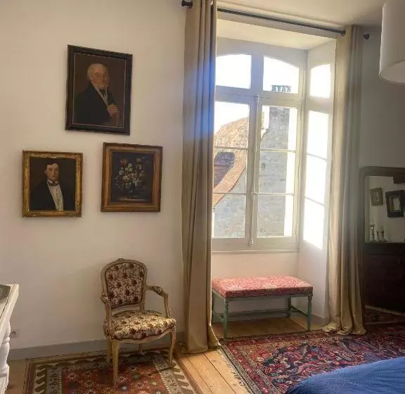 Aamiaismajoitus (B&B) Maison Maleville