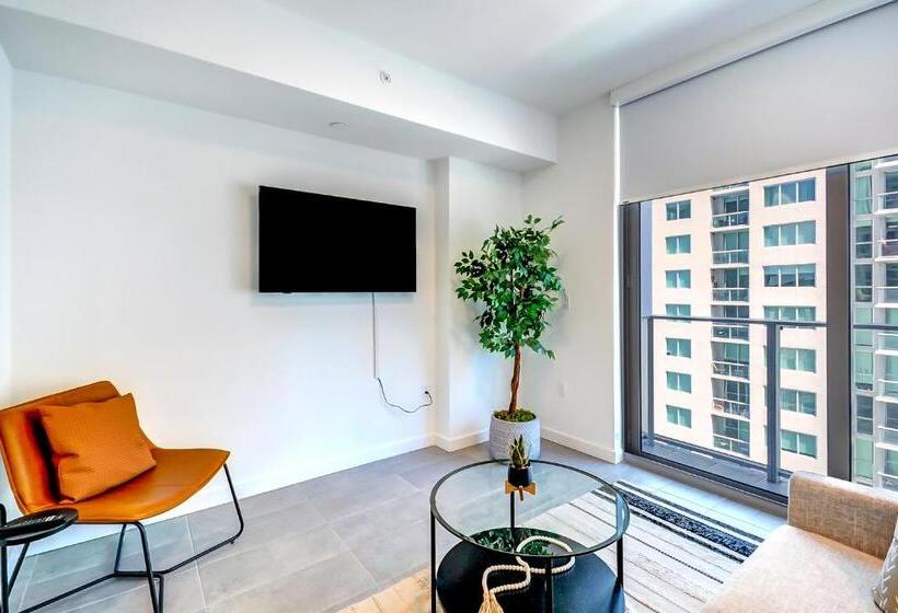 High End Studio Yotel Downtown L40