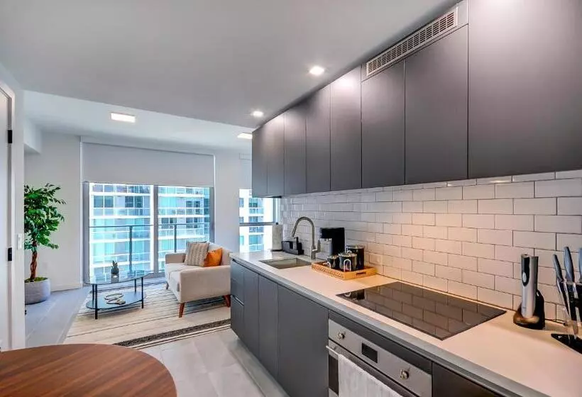 High End Studio Yotel Downtown L40