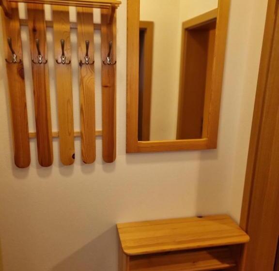 بنسيون Penzión Oponice